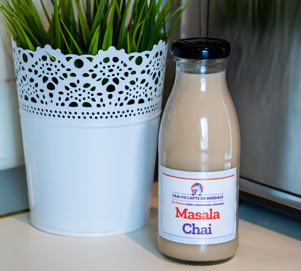 Masala Chai cu Lapte de Migdale