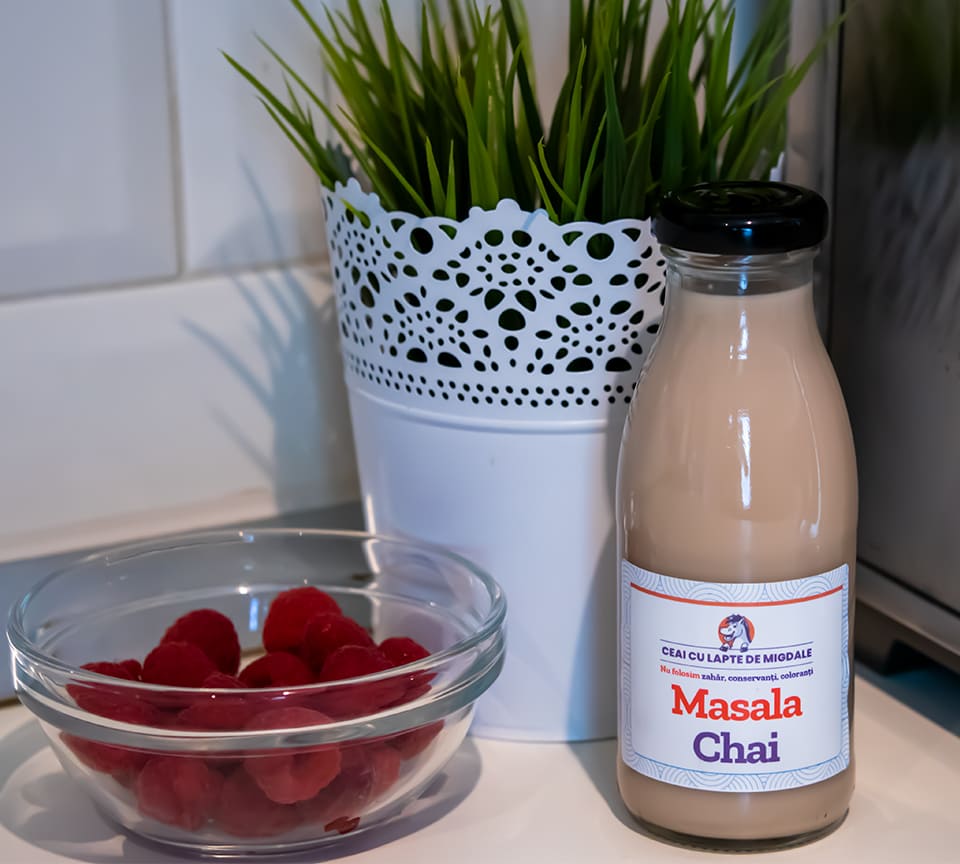 Masala Chai cu Lapte de Migdale